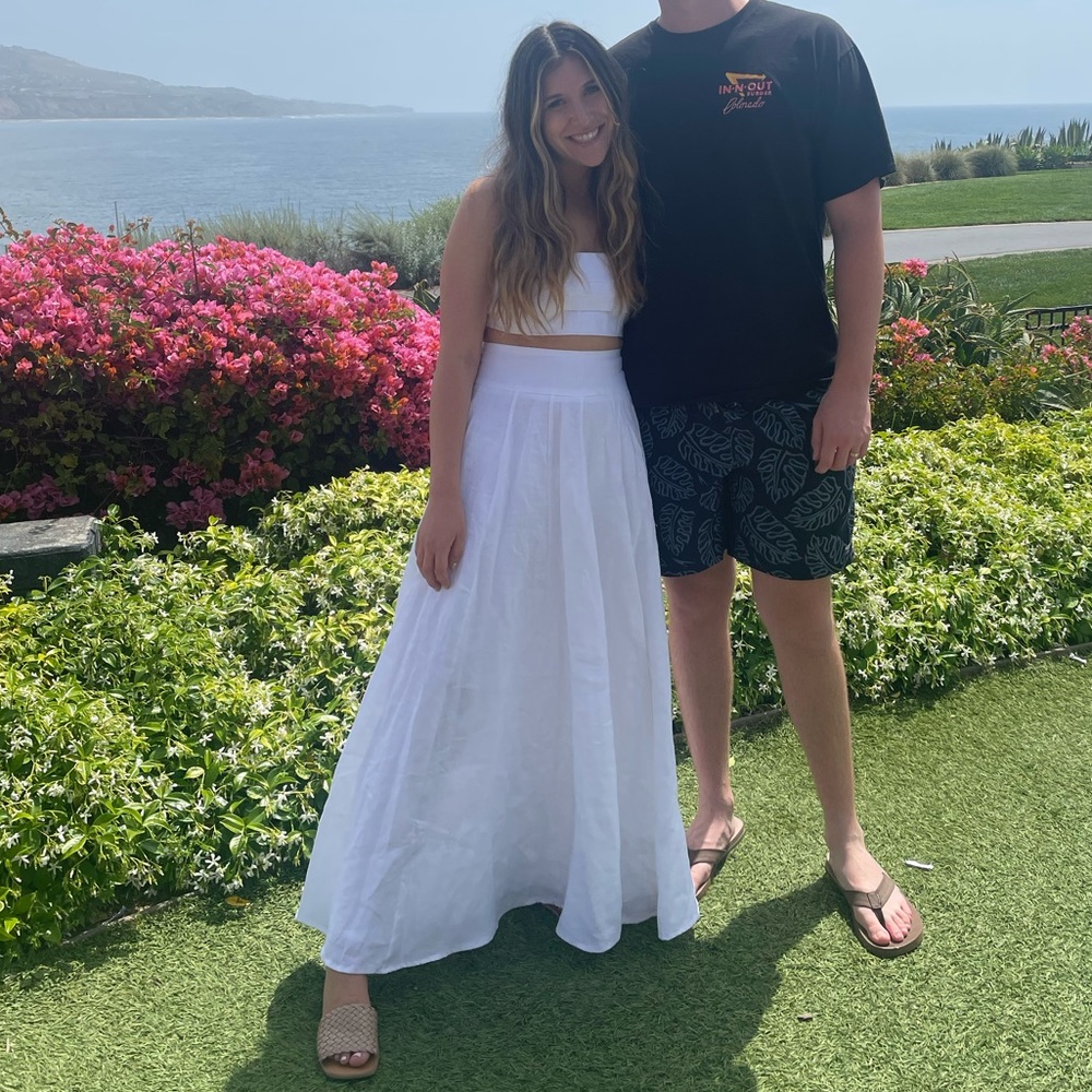 Dissh aisle white linen skirt